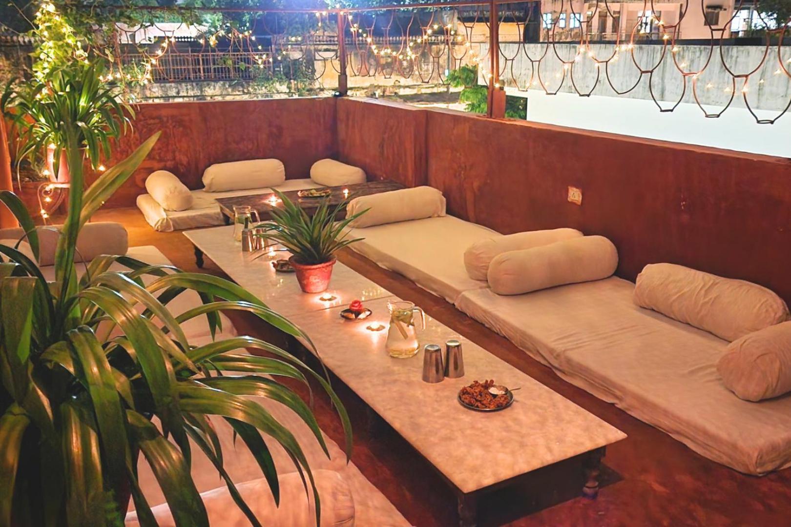 Chillout - A Boutique Hotel & Rooftop Restaurant Jaipur Exteriör bild